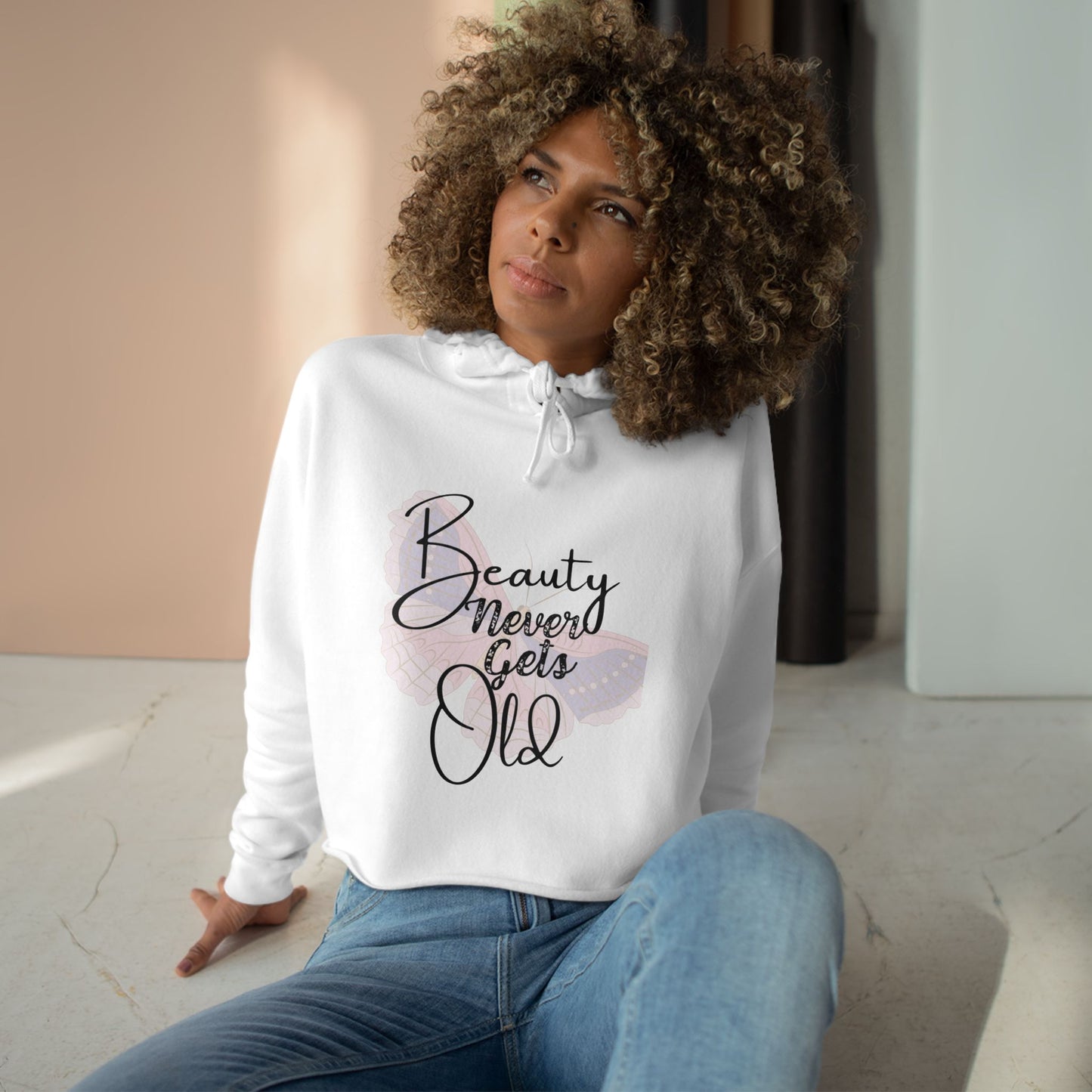 Hoodie Cropped - Beauty Never Gets Old by Nikki