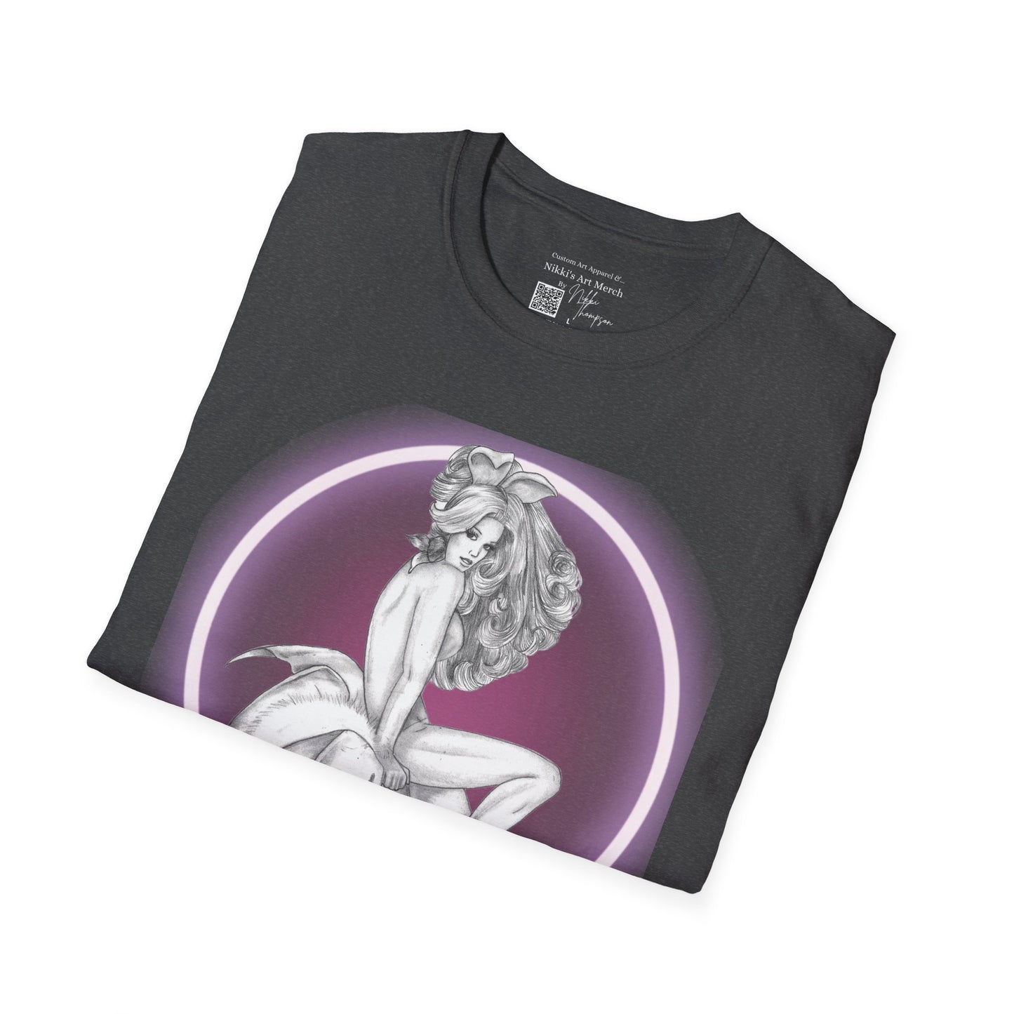 T-Shirt - Pretty Pin Up Bunny by Nikki