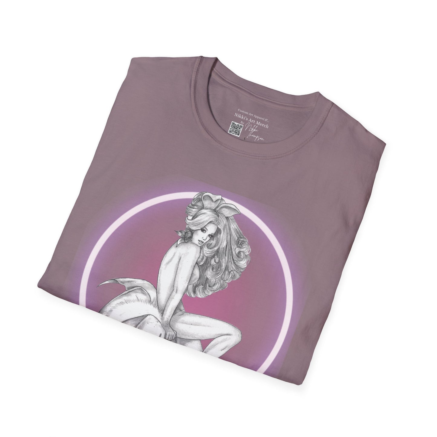 T-Shirt - Pretty Pin Up Bunny by Nikki