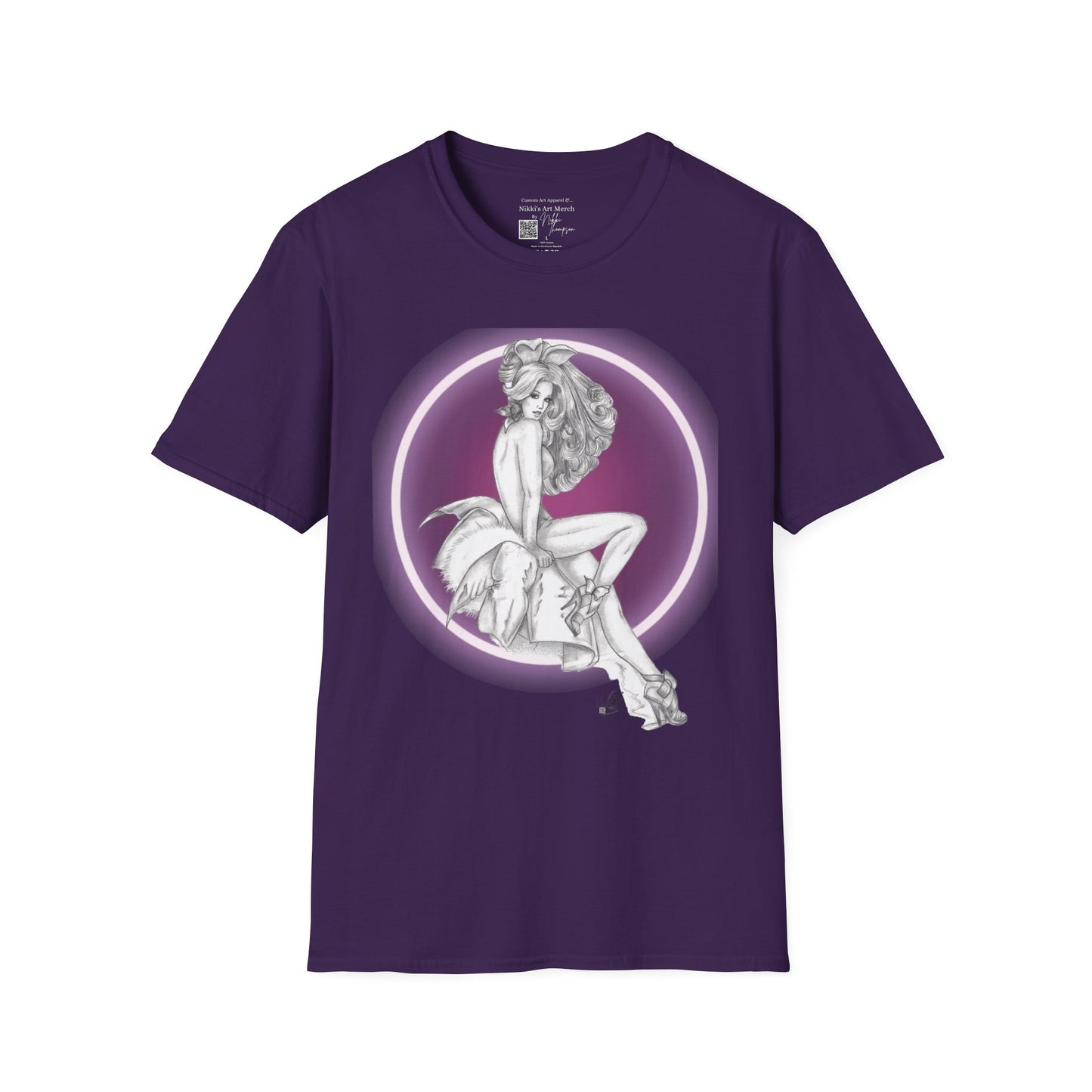 T-Shirt - Pretty Pin Up Bunny by Nikki