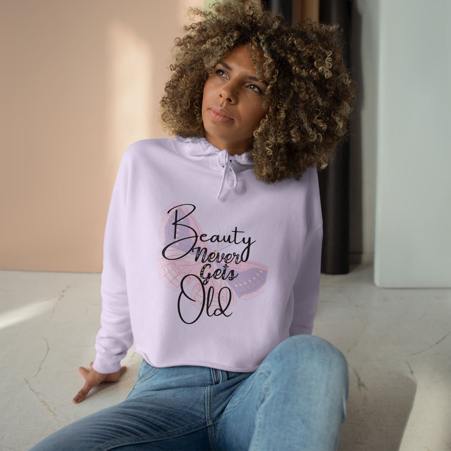 Hoodie Cropped - Beauty Never Gets Old by Nikki