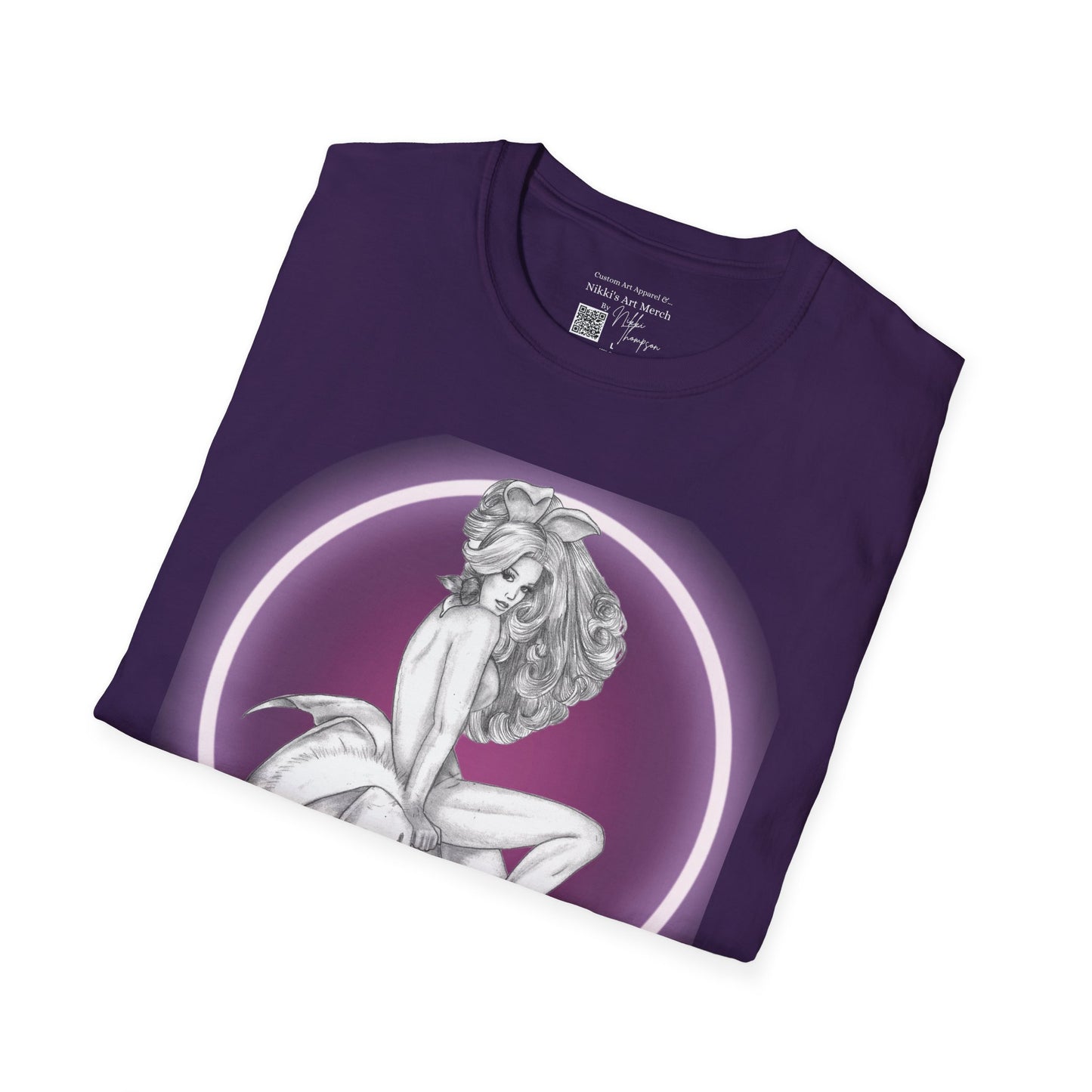 T-Shirt - Pretty Pin Up Bunny by Nikki