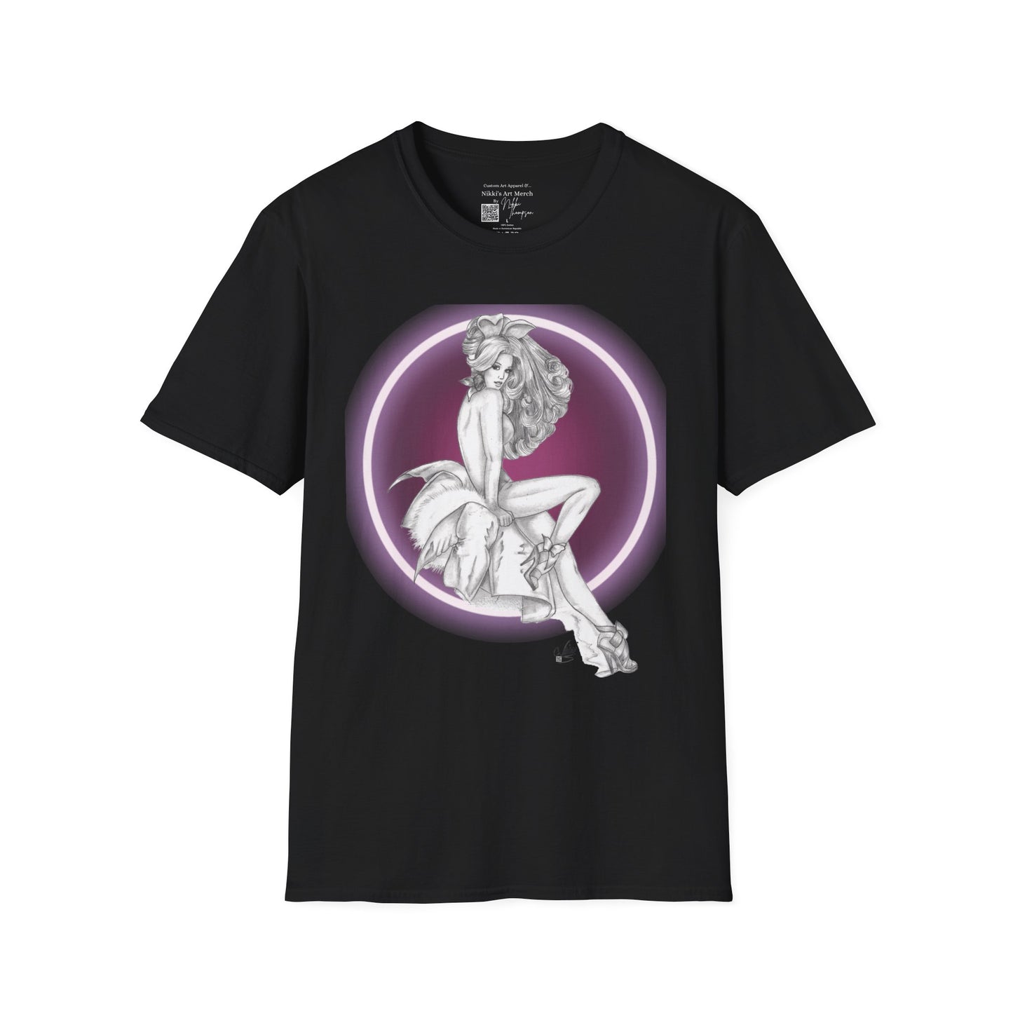 T-Shirt - Pretty Pin Up Bunny by Nikki